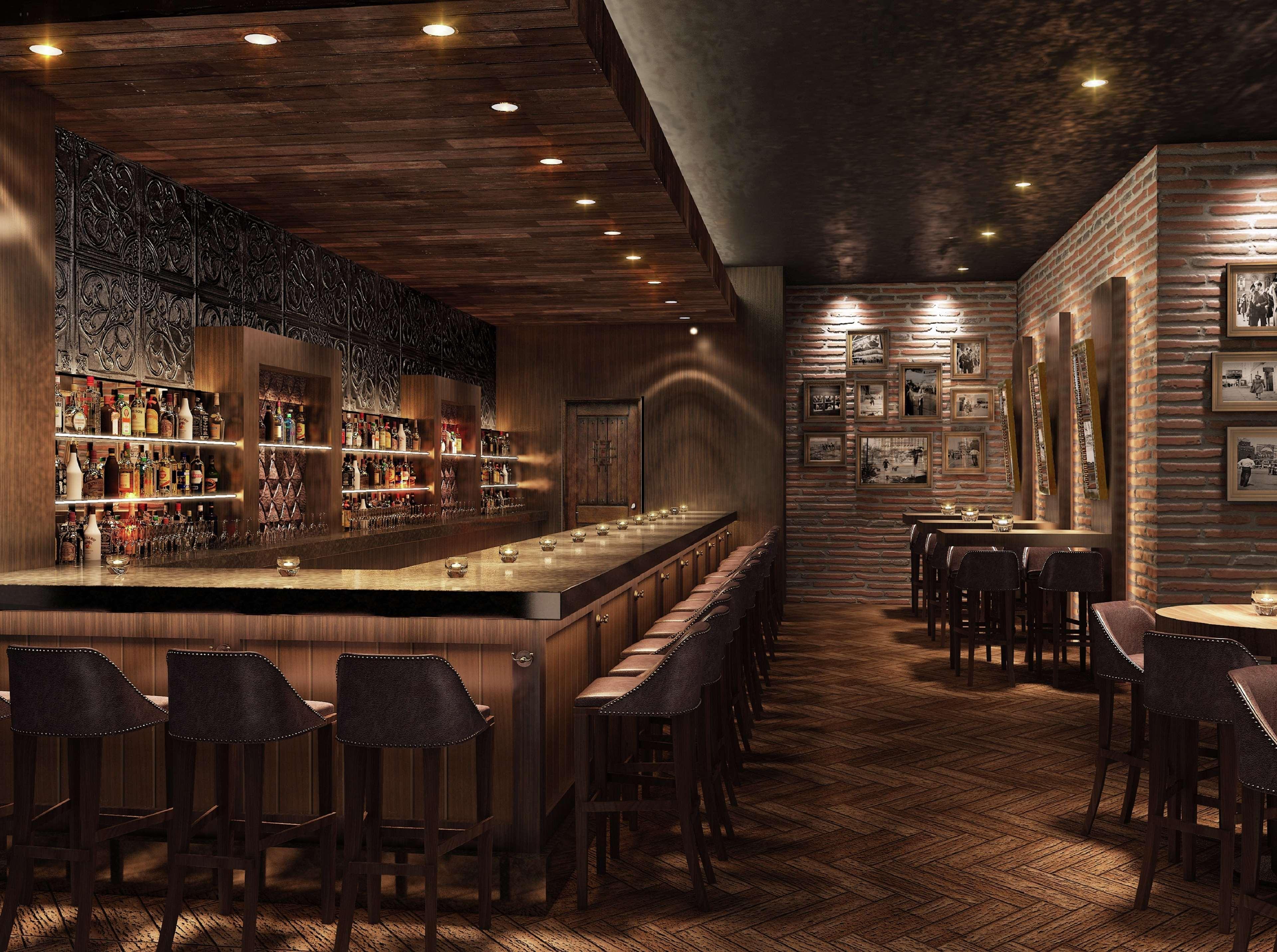 Doubletree By Hilton Doha - Al Sadd Hotel Exterior foto The interior of the bar