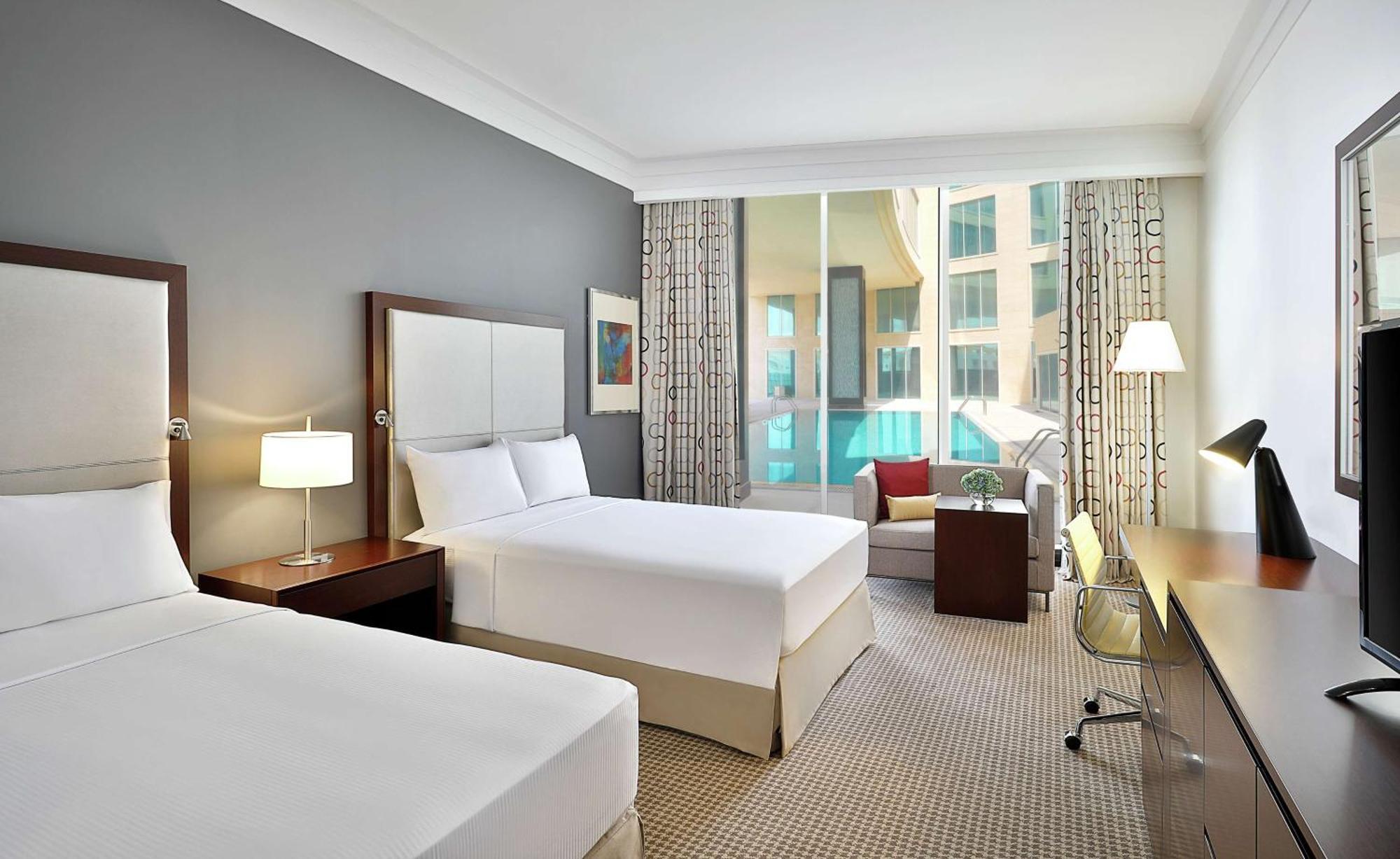 Doubletree By Hilton Doha - Al Sadd Hotel Exterior foto