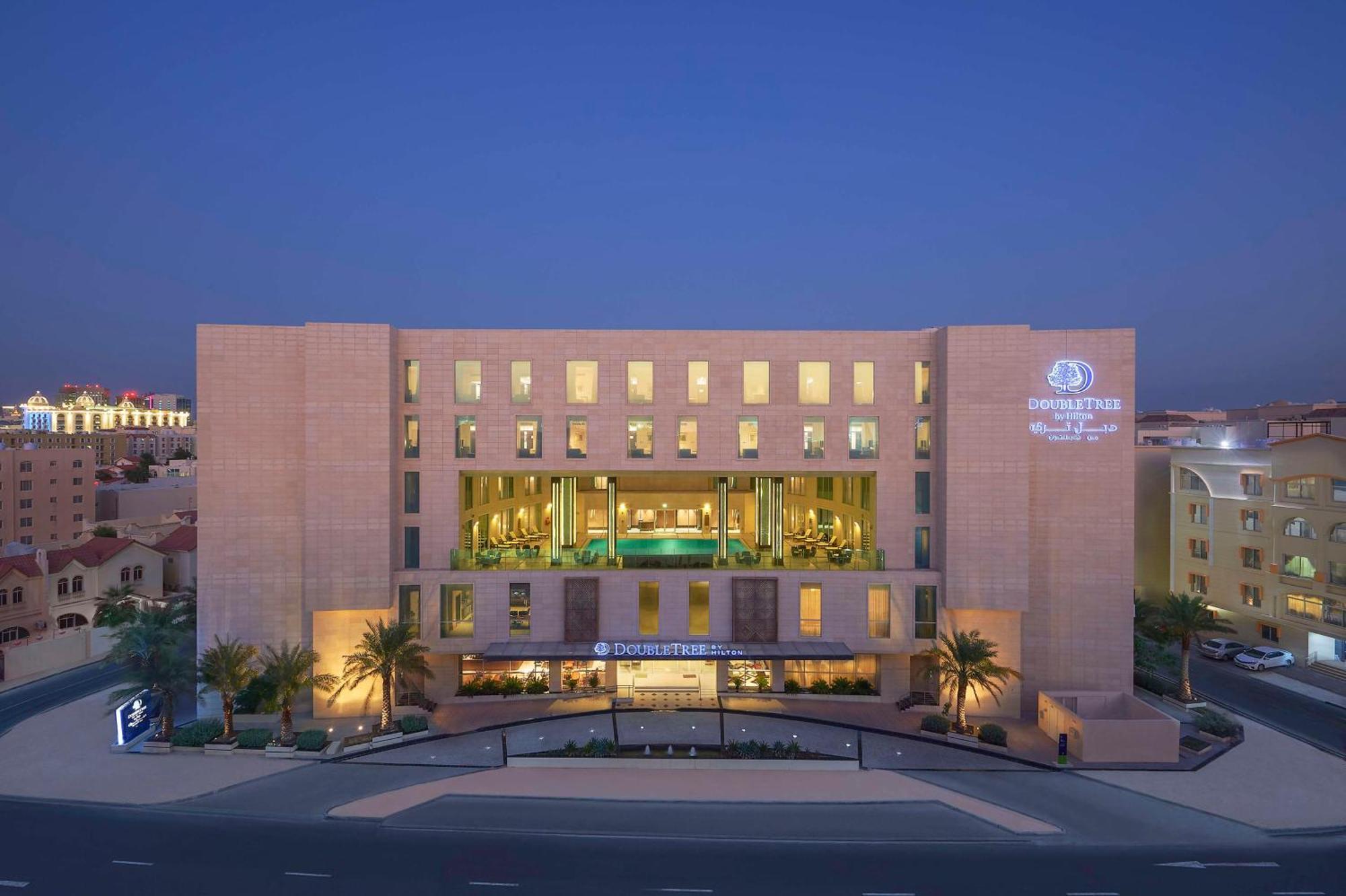 Doubletree By Hilton Doha - Al Sadd Hotel Exterior foto The Oberoi, Muscat
